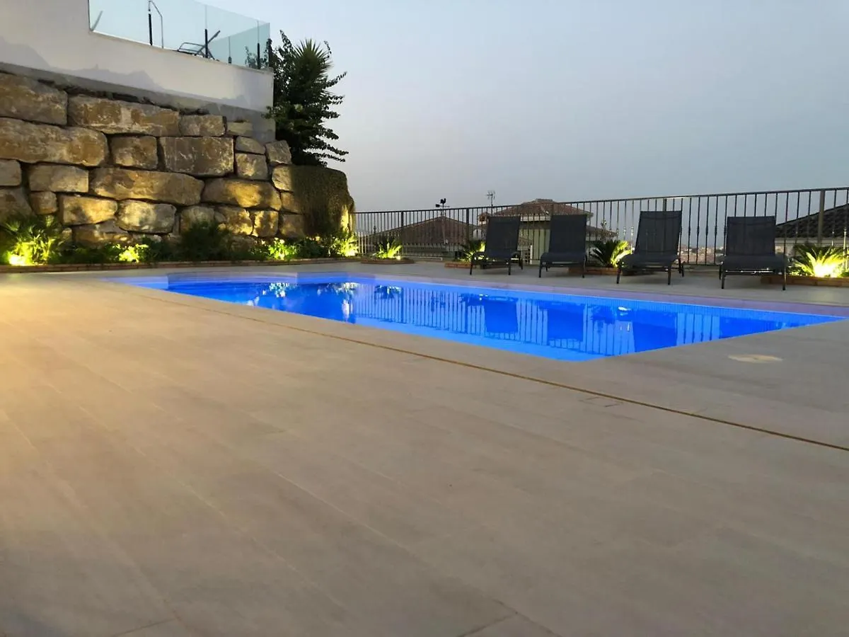 Luxury Villa For 12 People El Faro 0*,
