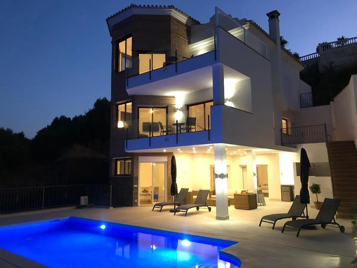 Luxury Villa For 12 People El Faro