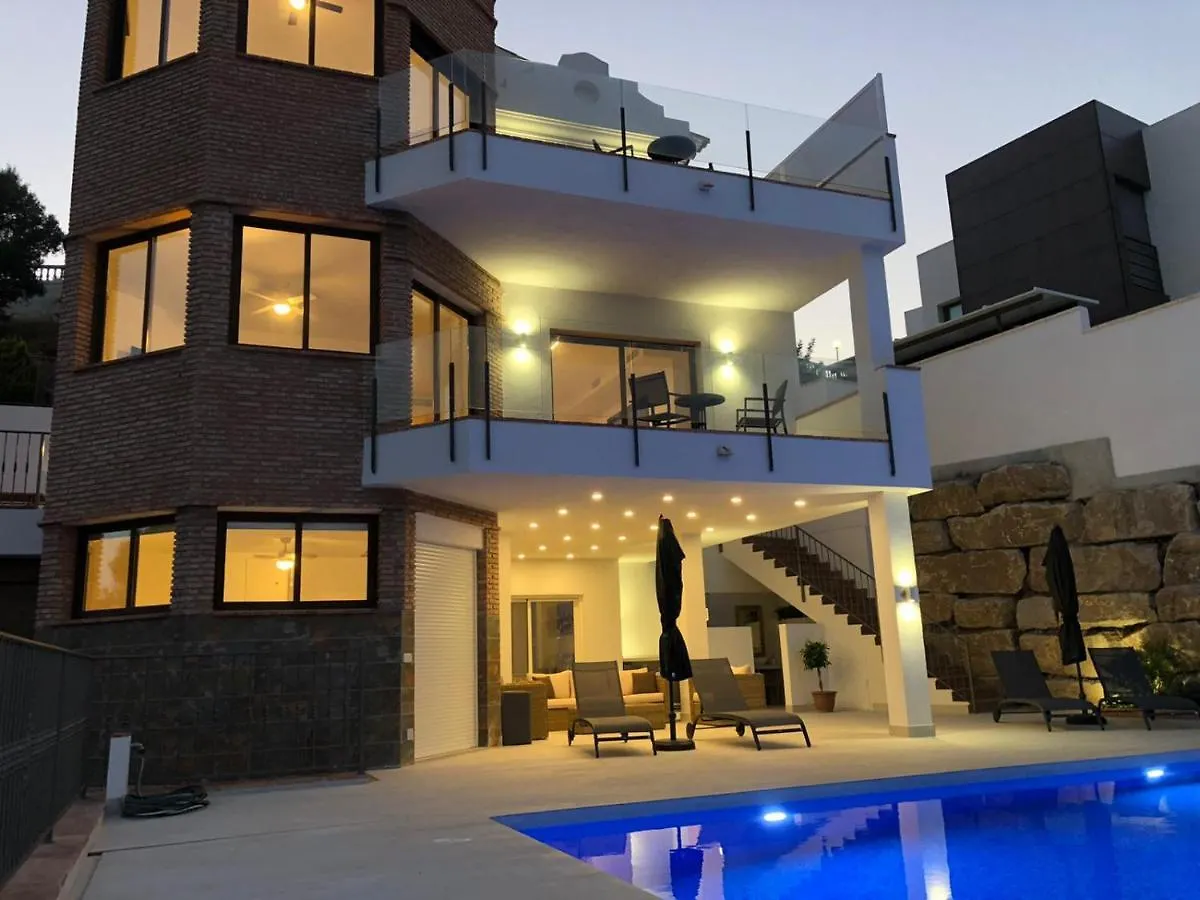 Luxury Villa For 12 People El Faro